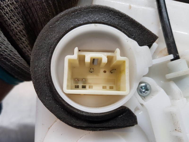 Recambio de cerradura puerta trasera izquierda para mazda 2 lim. () origin referencia OEM IAM DA6C73310  