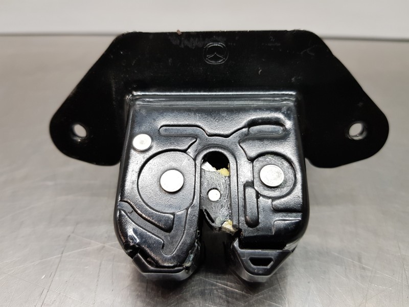 Recambio de cerradura maletero / porton para mazda 2 lim. () origin referencia OEM IAM DM0P62310  