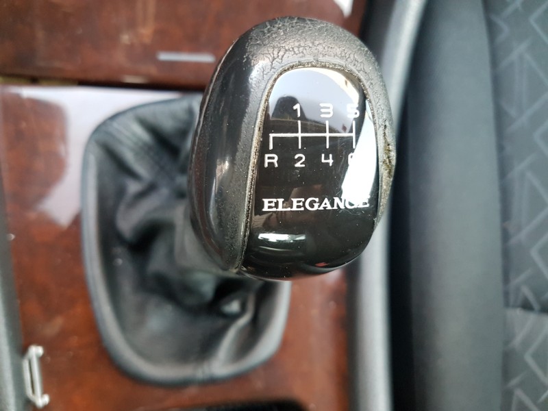 mercedes clase c (w203) berlina del año 2001