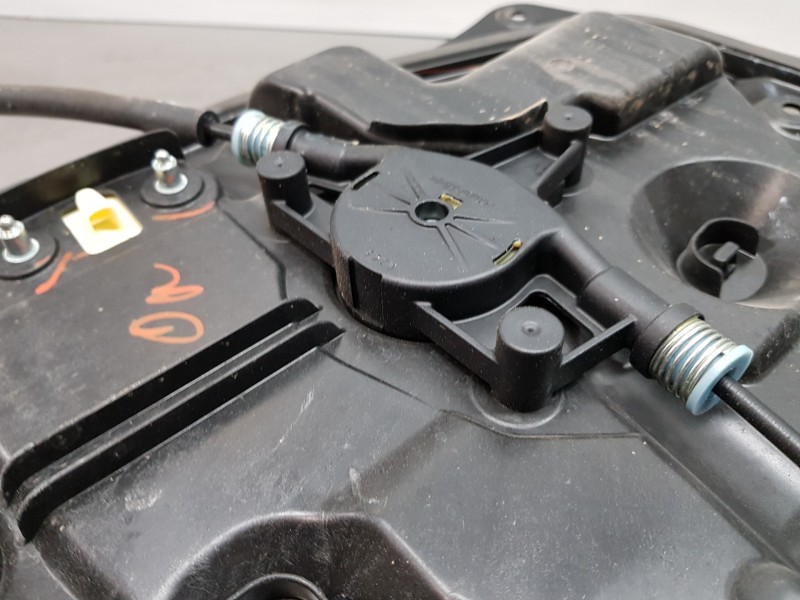 Recambio de elevalunas delantero derecho para mazda 2 lim. () origin referencia OEM IAM BHN95858X DA6C5897XA DA6C5897X