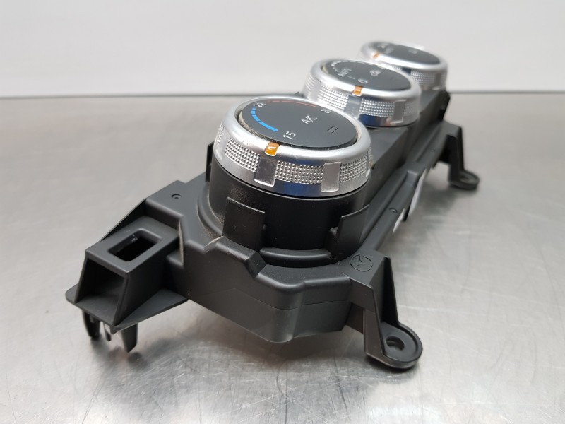 Recambio de mando climatizador para mazda 2 lim. () origin referencia OEM IAM DG7N61190E  