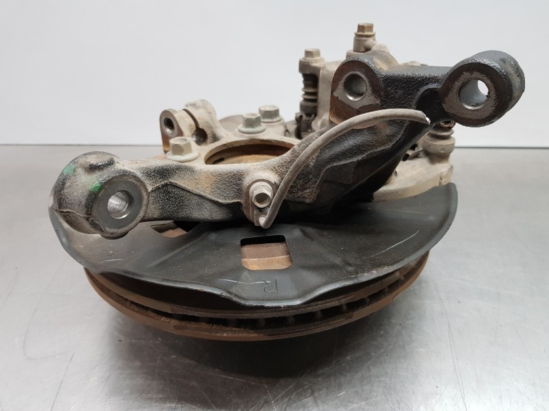 Recambio de mangueta delantera derecha para mazda 2 lim. () origin referencia OEM IAM DA7J3302Y DA7H3304XA 