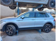 Recambio de puerta delantera derecha para volkswagen tiguan (ax1) comfortline referencia OEM IAM 5NA833056J   2