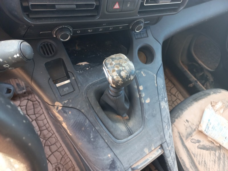 peugeot rifter del año 2019