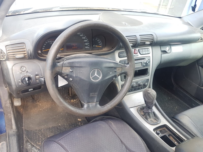 mercedes clase c (w203) sportcoupe del año 2001