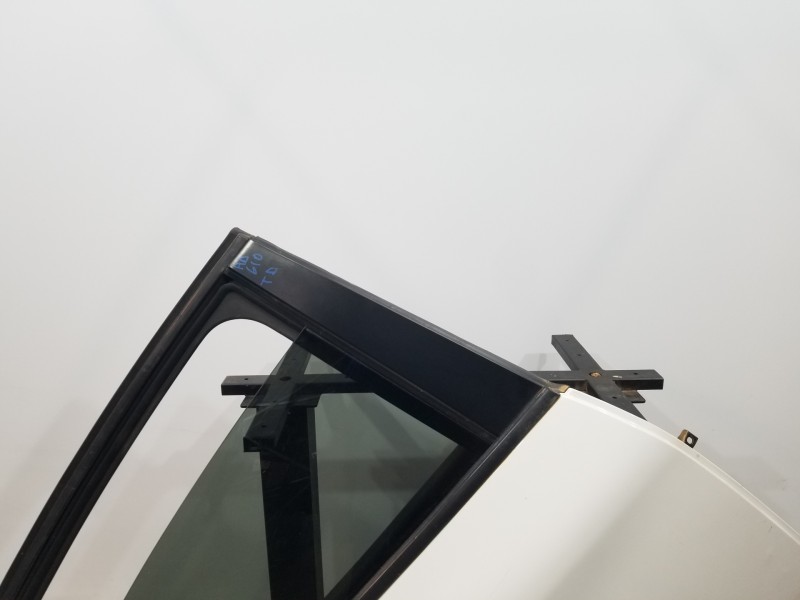 Recambio de puerta trasera derecha para peugeot 208 bluehdi referencia OEM IAM 9671907480   Recambio de puerta trasera derecha para peugeot 208 bluehdi referencia OEM IAM 9671907480