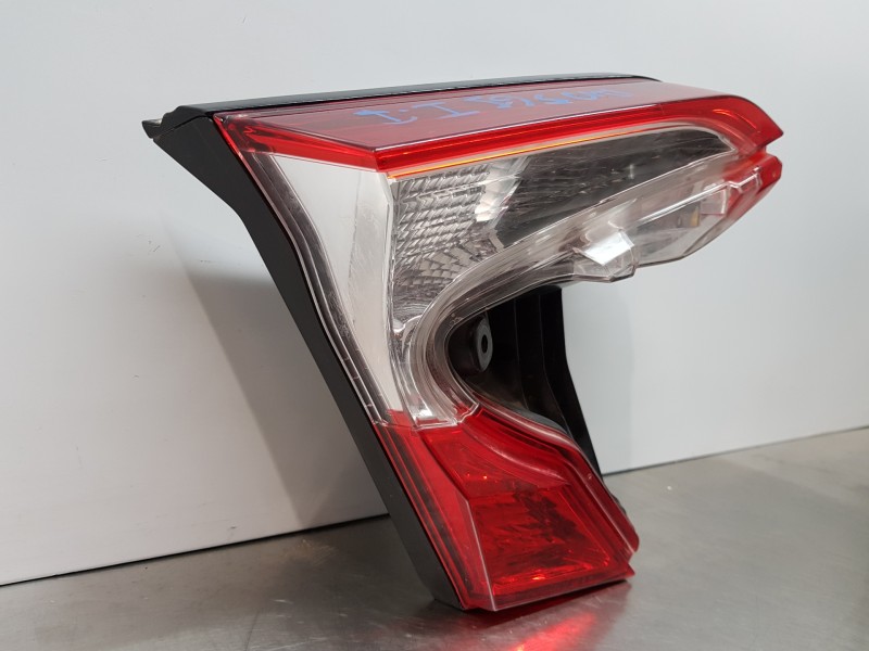 Recambio de piloto trasero izquierdo interior para toyota c-hr hybrid referencia OEM IAM 81591F4010 81590F4010 