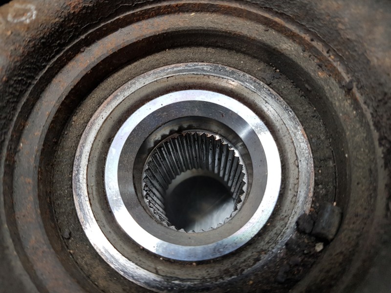 Recambio de mangueta delantera derecha para citroen jumper kasten bluehdi referencia OEM IAM 1690531580 3307A5 