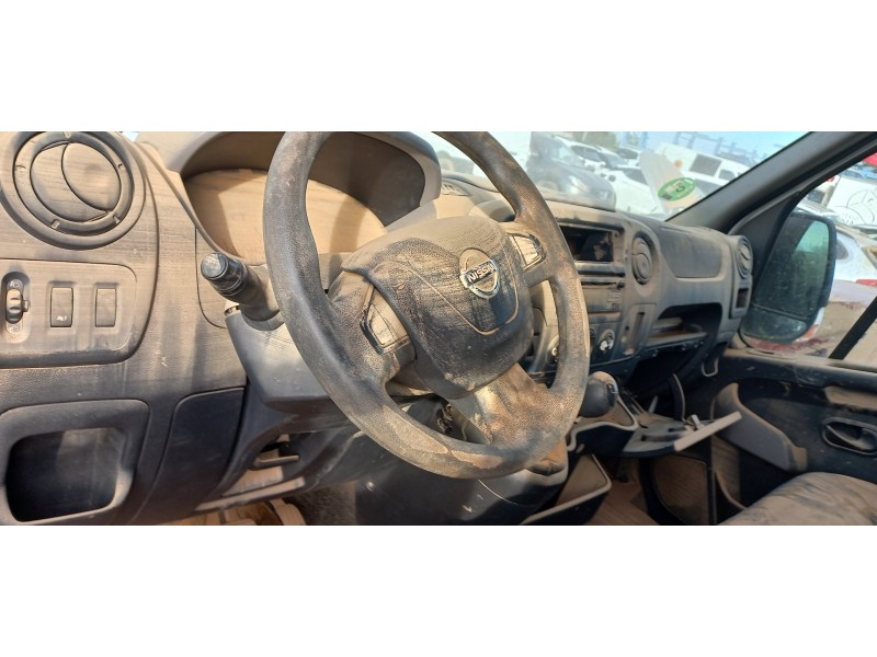 nissan nv 400 del año 2018