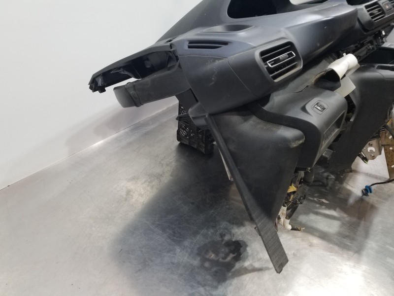 Recambio de salpicadero para peugeot rifter active pack referencia OEM IAM 16362606ZD 98205749ZD 