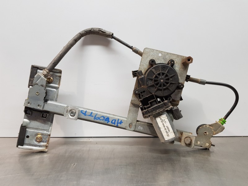 Recambio de elevalunas trasero derecho para land rover freelander (ln) 4x4 referencia OEM IAM CVH101202 4H5227000AA CVH101200