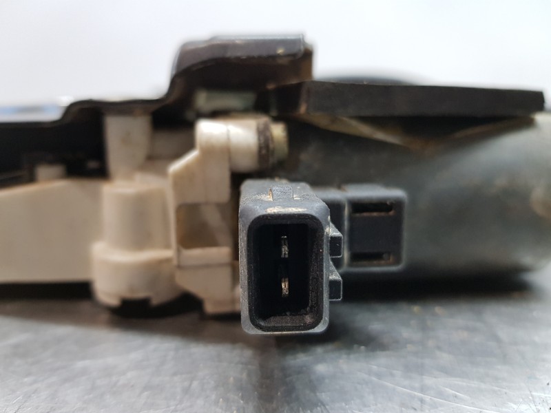 Recambio de elevalunas delantero derecho para land rover freelander (ln) 4x4 referencia OEM IAM ASR1584 1H5Z7823201EA  Recambio de elevalunas delantero derecho para land rover freelander (ln) 4x4 referencia OEM IAM ASR1584 1H5Z7823201EA