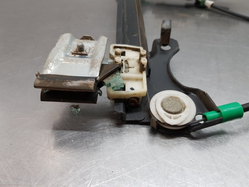 Recambio de elevalunas delantero derecho para land rover freelander (ln) 4x4 referencia OEM IAM ASR1584 1H5Z7823201EA  Recambio de elevalunas delantero derecho para land rover freelander (ln) 4x4 referencia OEM IAM ASR1584 1H5Z7823201EA