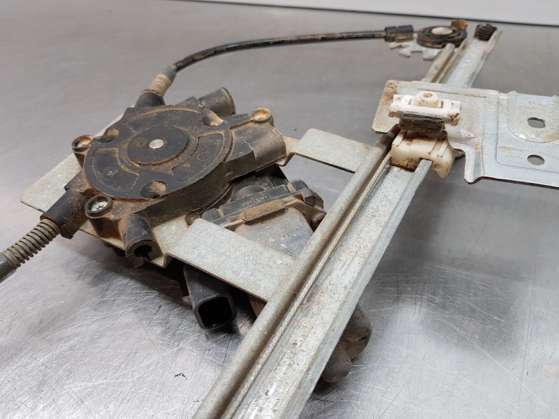 Recambio de elevalunas delantero izquierdo para land rover freelander (ln) 4x4 referencia OEM IAM LR006372 5H5223201AB ASR1585