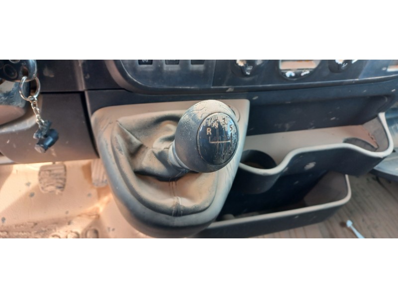 nissan nv 400 del año 2018