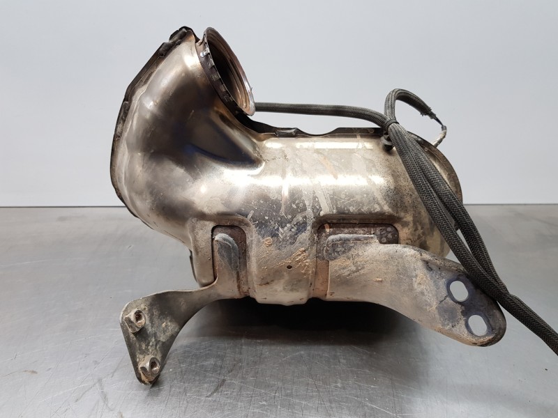 Recambio de catalizador para citroen jumper kasten bluehdi referencia OEM IAM 1379604080 C922  Recambio de catalizador para citroen jumper kasten bluehdi referencia OEM IAM 1379604080 C922