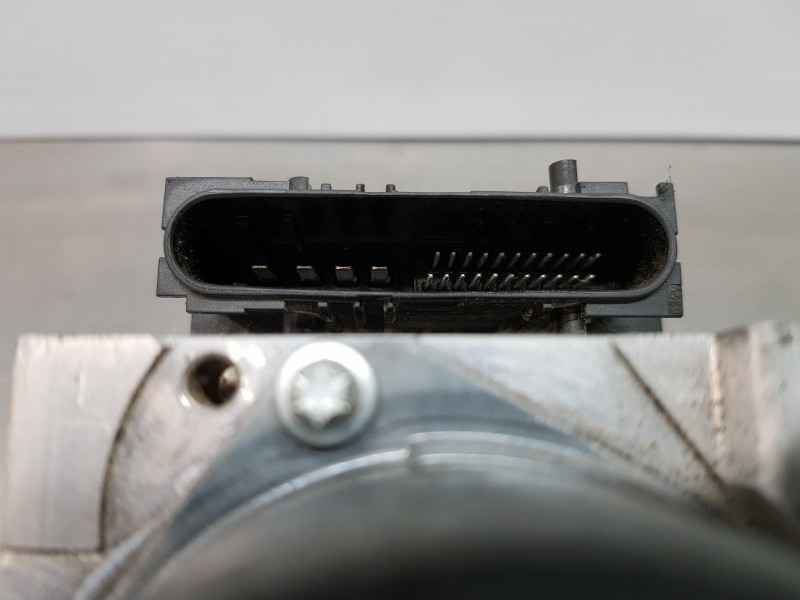 Recambio de abs para renault kangoo z.e. referencia OEM IAM 8200928816 0265232711 0265801013