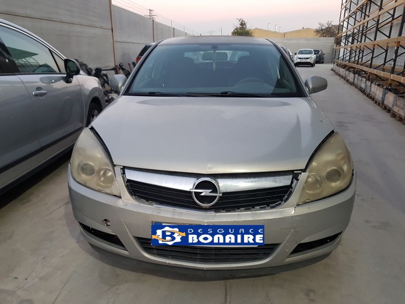 opel vectra c berlina del año 2002