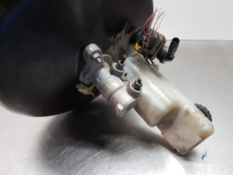 Recambio de servofreno para renault kangoo z.e. referencia OEM IAM 472105437R 32015C0425 0204051634