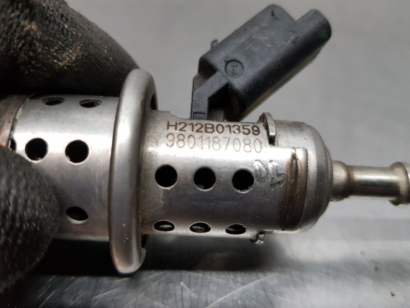 Recambio de inyector para citroen jumper kasten bluehdi referencia OEM IAM 9801187080   Recambio de inyector para citroen jumper kasten bluehdi referencia OEM IAM 9801187080
