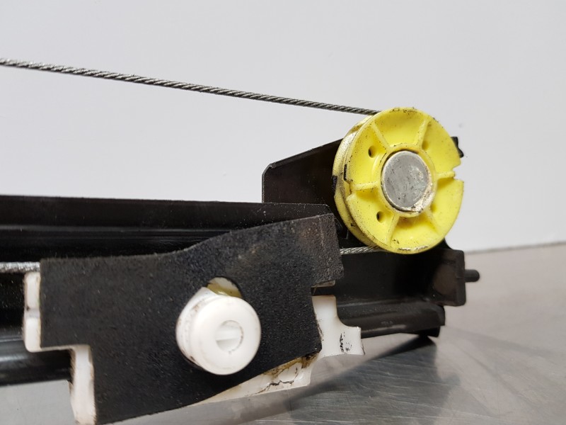 Recambio de elevalunas delantero derecho para citroen jumper kasten bluehdi referencia OEM IAM 1368921080 1685323380  Recambio de elevalunas delantero derecho para citroen jumper kasten bluehdi referencia OEM IAM 1368921080 1685323380