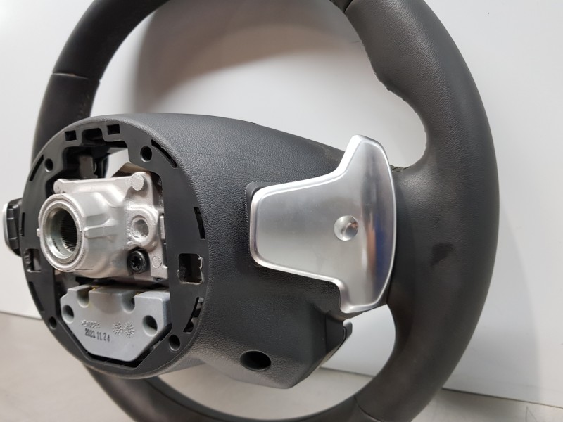 Recambio de volante para kia niro concept referencia OEM IAM 56100AT480CCV  