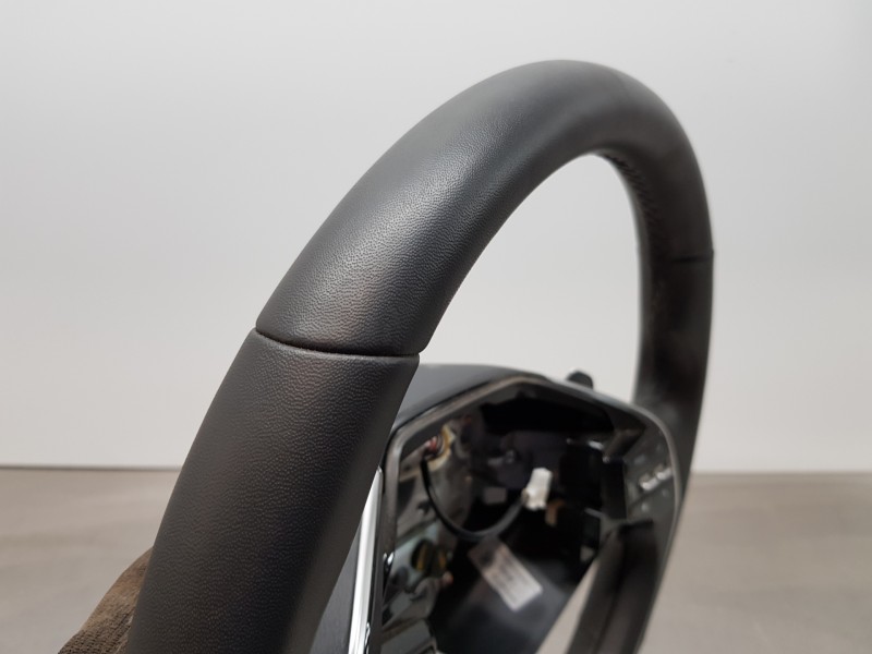 Recambio de volante para kia niro concept referencia OEM IAM 56100AT480CCV  