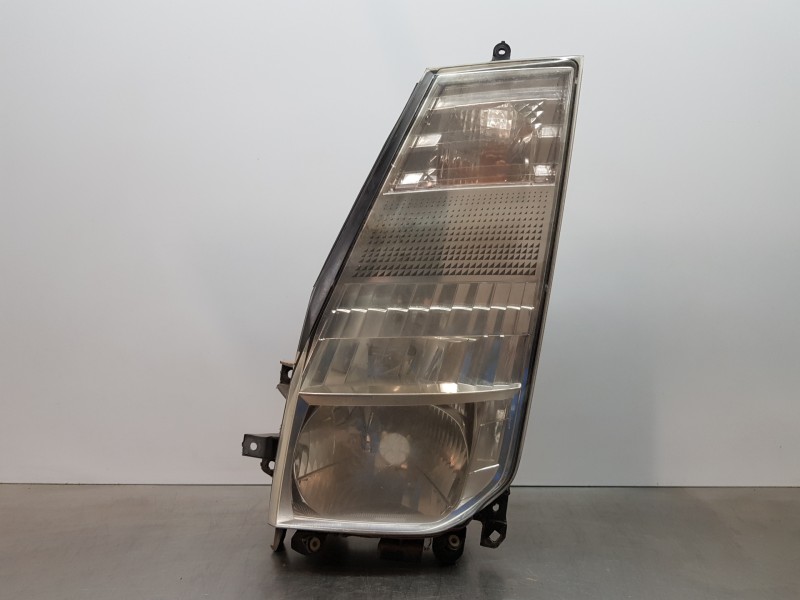 Recambio de faro izquierdo para renault maxity 130 dxi referencia OEM IAM 26060MB40A 89317191 7485152481