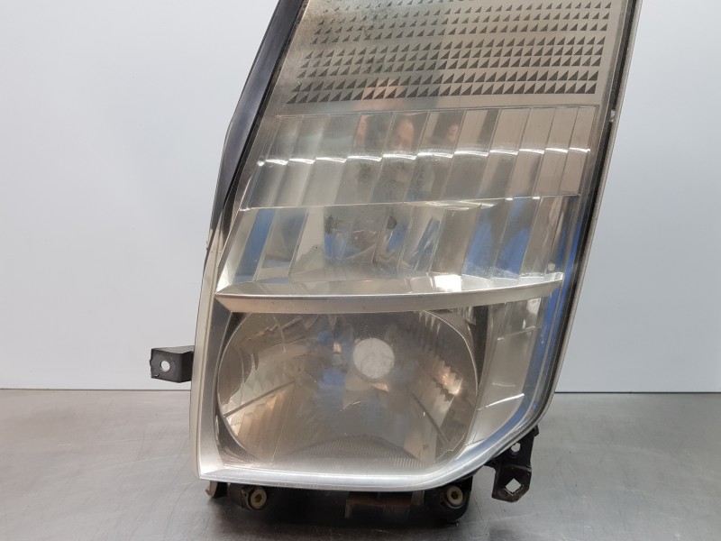 Recambio de faro izquierdo para renault maxity 130 dxi referencia OEM IAM 26060MB40A 89317191 7485152481