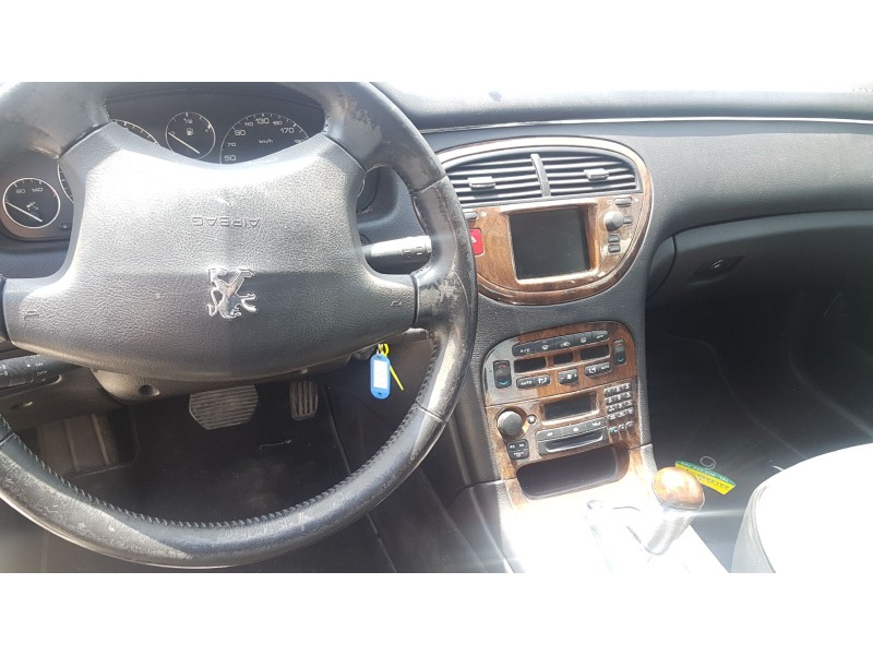 peugeot 607 (s1) del año 2000