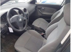 seat ibiza (6l1) del año 2003 2