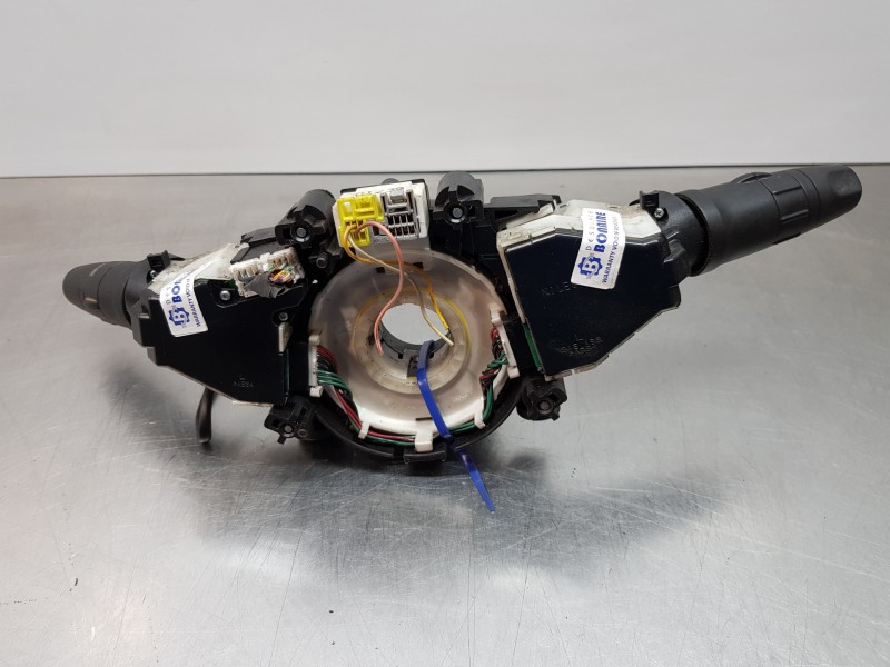 Recambio de mando multifuncion para renault maxity 130 dxi referencia OEM IAM 5001870517 5001870492 