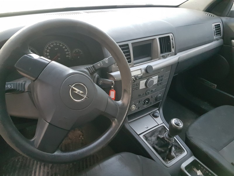 opel vectra c berlina del año 2002