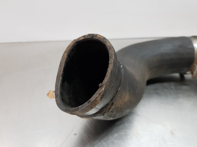 Recambio de tubo presion turbocompresor para renault maxity 130 dxi referencia OEM IAM 5001869685  