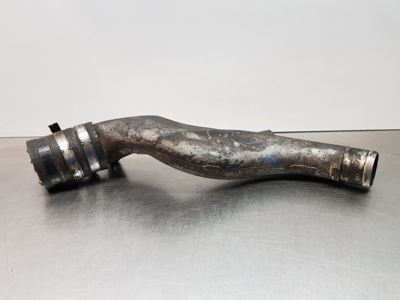 Recambio de tubo presion turbocompresor para renault maxity 130 dxi referencia OEM IAM 5001869682  