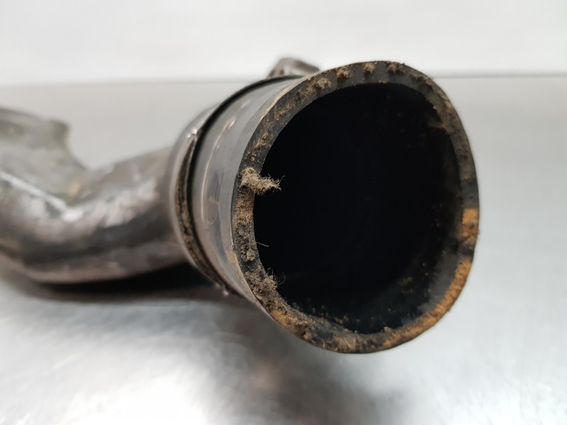 Recambio de tubo presion turbocompresor para renault maxity 130 dxi referencia OEM IAM 5001869682  