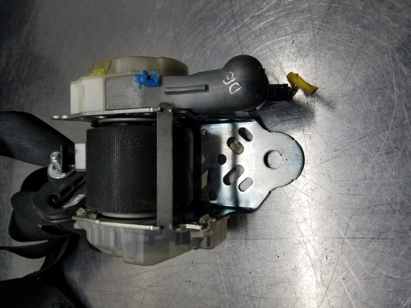 Recambio de cinturon seguridad delantero izquierdo para hyundai i20 classic referencia OEM IAM 888701J2309P  