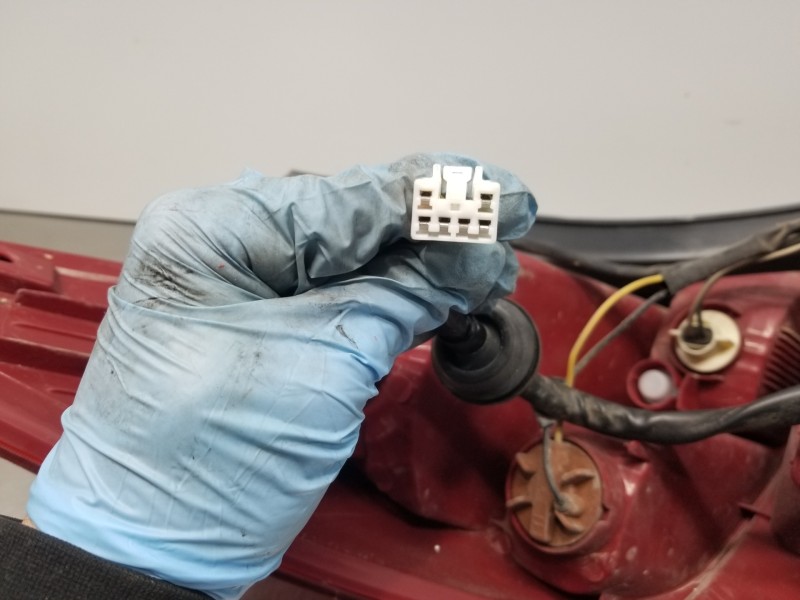 Recambio de piloto trasero derecho para hyundai i20 classic referencia OEM IAM 924021J000  