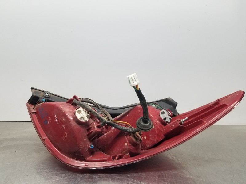 Recambio de piloto trasero izquierdo para hyundai i20 classic referencia OEM IAM 924011J000   Recambio de piloto trasero izquierdo para hyundai i20 classic referencia OEM IAM 924011J000