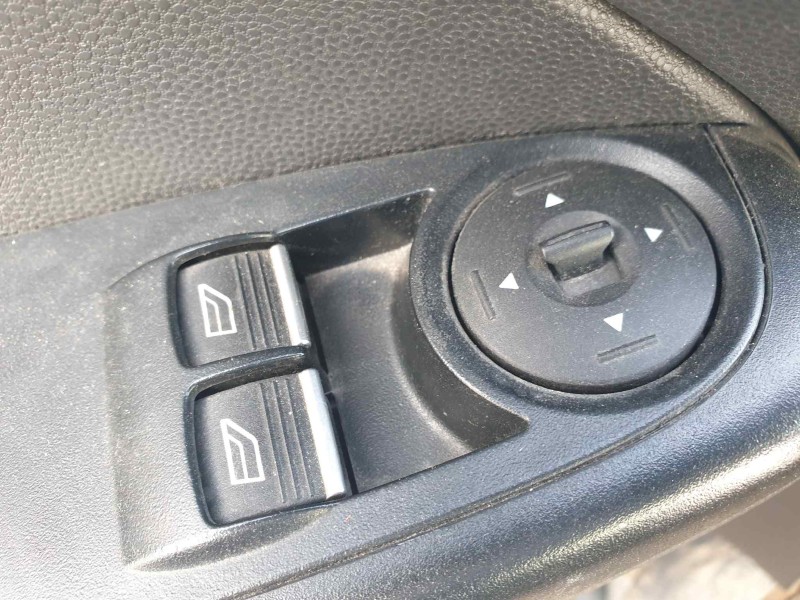 ford fiesta (ccn) del año 2015