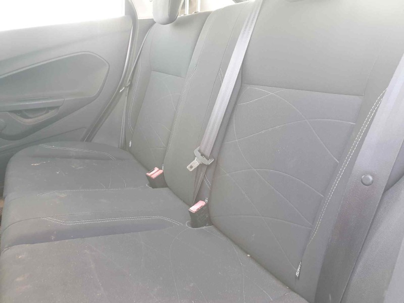 ford fiesta (ccn) del año 2015