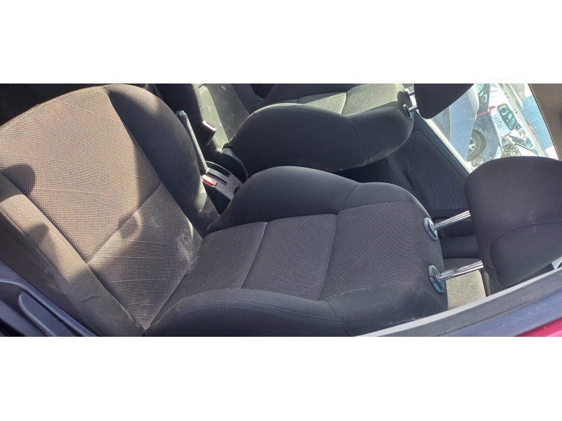 peugeot 207 del año 2008