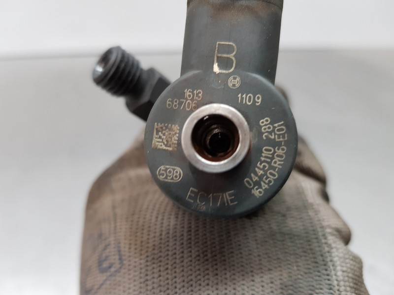 Recambio de inyector para honda civic berlina 5 (fk) hatchback referencia OEM IAM 16450R06E01 0445110288 