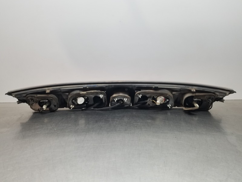 Recambio de piloto trasero central para honda civic berlina 5 (fk) hatchback referencia OEM IAM 33701SMGG04  