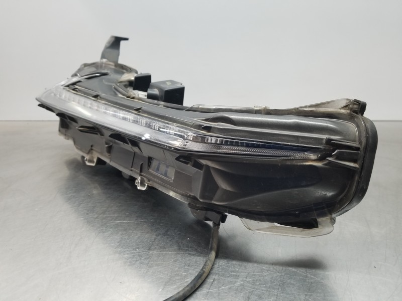 Recambio de piloto delantero izquierdo para lexus nx essence referencia OEM IAM 8162078090  