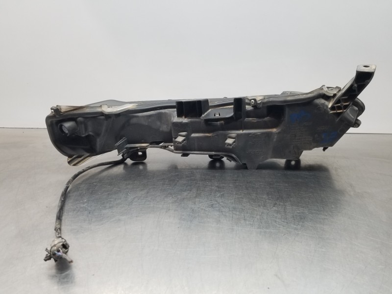 Recambio de piloto delantero izquierdo para lexus nx essence referencia OEM IAM 8162078090  