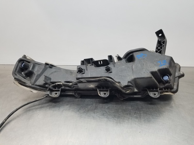 Recambio de piloto delantero izquierdo para lexus nx essence referencia OEM IAM 8162078090  