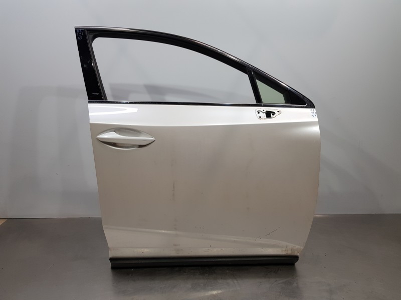 Recambio de puerta delantera derecha para lexus nx essence referencia OEM IAM 6700178030  