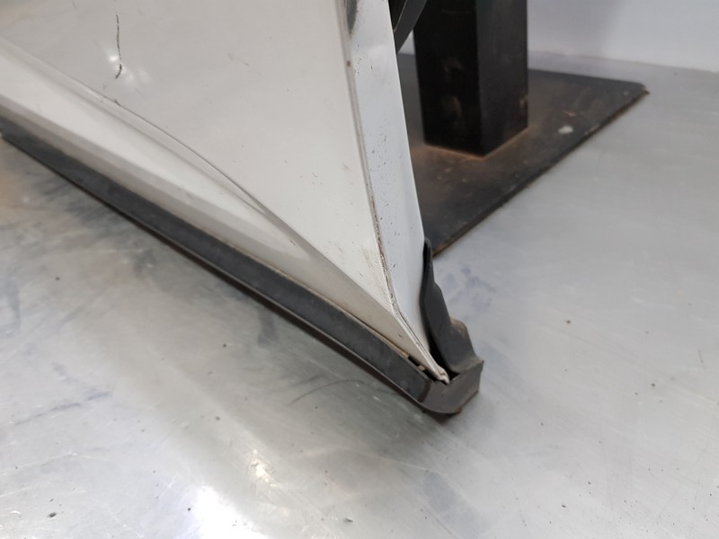 Recambio de puerta delantera derecha para lexus nx essence referencia OEM IAM 6700178030  