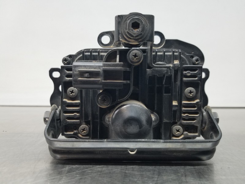 Recambio de modulo electronico para lexus nx essence referencia OEM IAM 8821048070 2300007633 